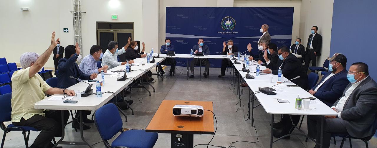 Diputados priorizan interpelaciones a funcionarios por encima de aprobación de recursos para el combate al COVID19 diputados-priorizan-interpelaciones-a-funcionarios-por-encima-de-aprobacion-de-recursos-para-el-combate-al-covid19